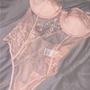 Elegant Lace Bodysuit in Pink